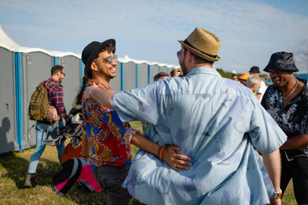 Best Portable bathroom rental  in Parkville, MO